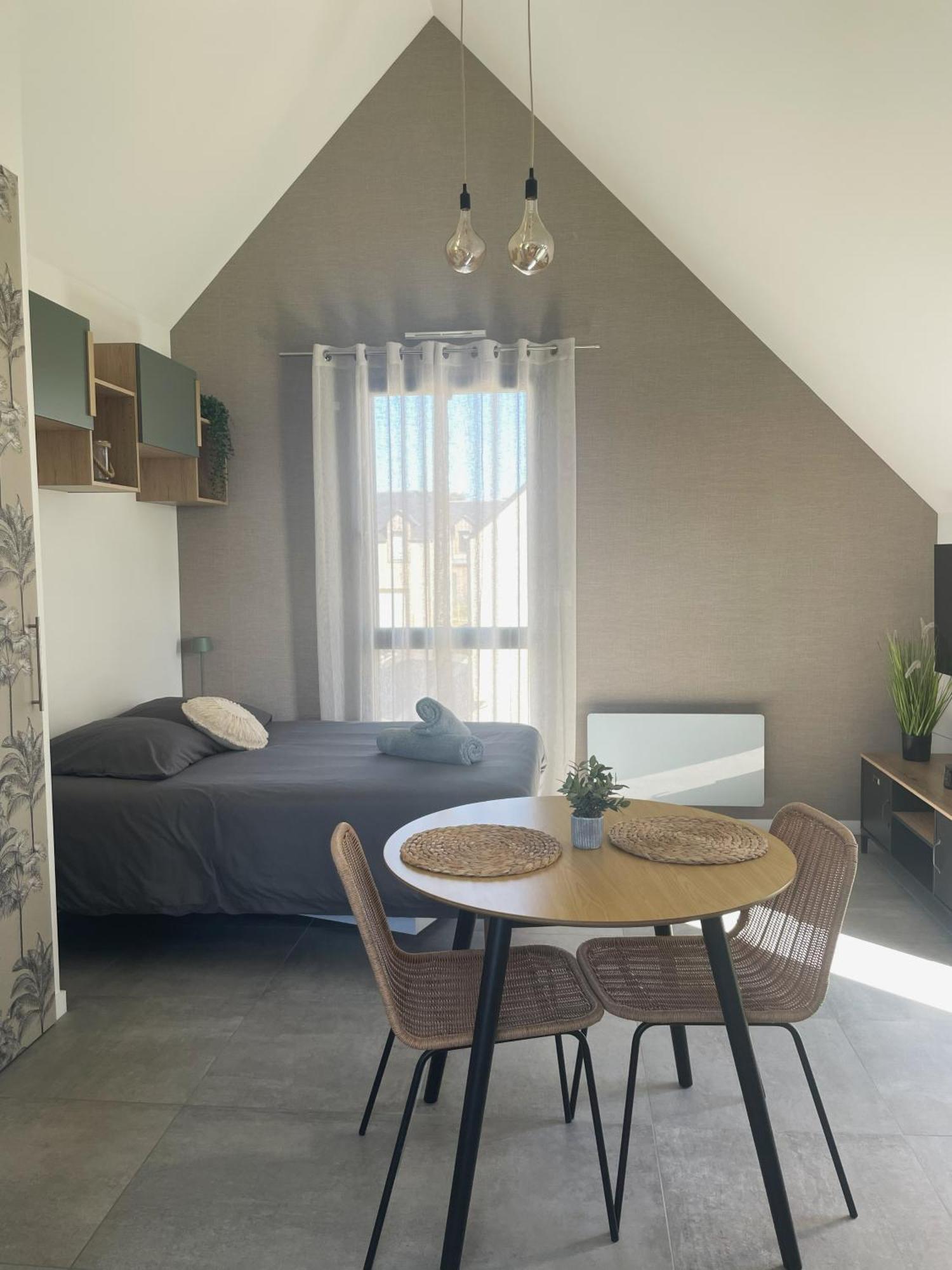 Studio avec terrasse proche de la mer Lancieux Esterno foto